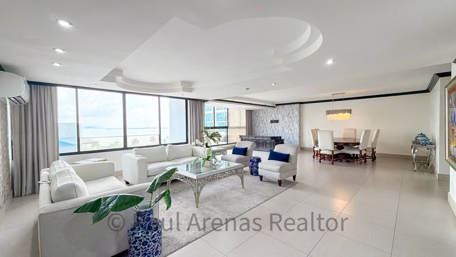Venta Apartamento Marbella - 216m², 3 Recámaras, 2 Estacionamientos - $400,000 - Imagen 2