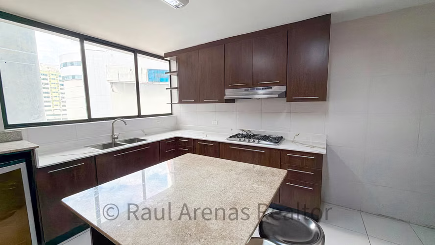 Venta Apartamento Marbella - 216m², 3 Recámaras, 2 Estacionamientos - $400,000 - Imagen 8
