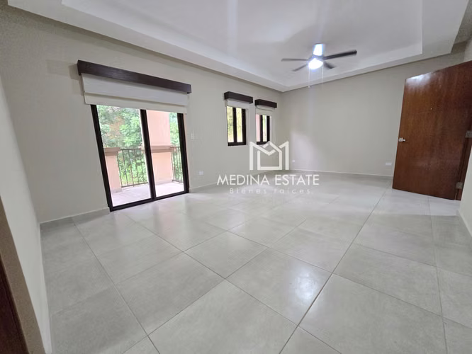 ALQUILO TOWNHOUSE EN EMBASSY CLUB, CLAYTON  326 m²  3 RECÁMARAS  JARDÍN - Imagen 11