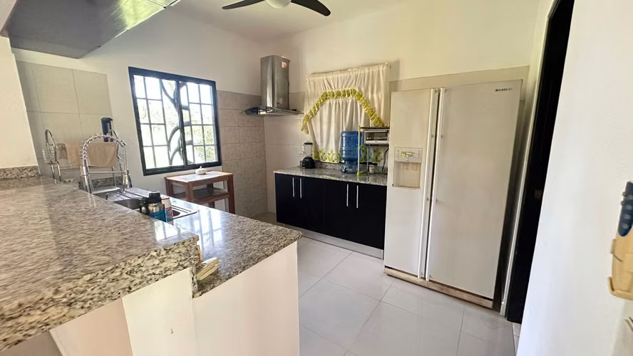 SE ALQUILA CASA EN SAN CARLITOS - Imagen 5