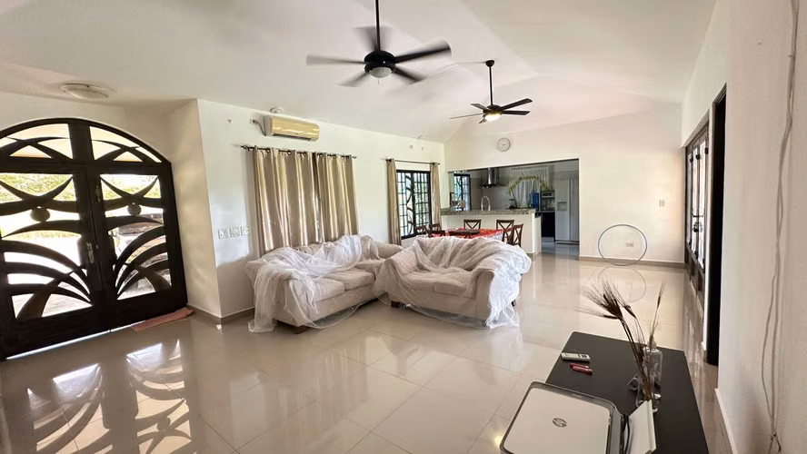 SE ALQUILA CASA EN SAN CARLITOS - Imagen 4