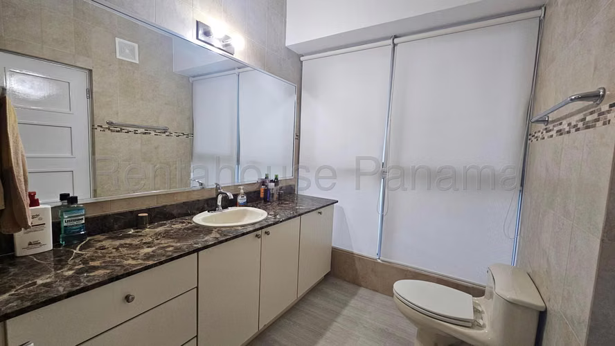 -Alquiler Apartamento amoblado Vista al Mar 138mSR - Imagen 18