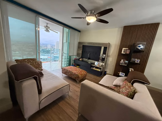 Apartment for Rent in 12 de Octubre