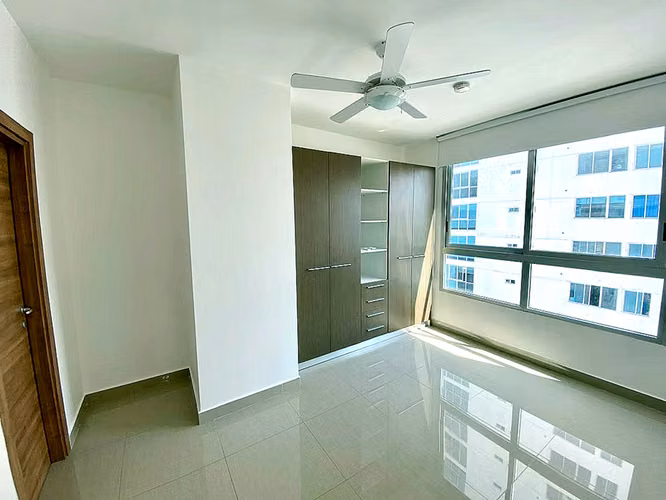 San Francisco | P.H. Roma Tower | 2Rec ($210,000)