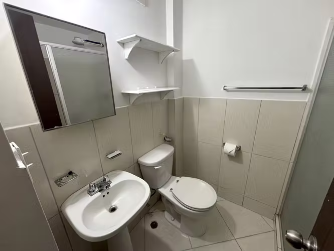 En venta: Apartamento tipo estudio | 1Hab. 1baño - Imagen 2