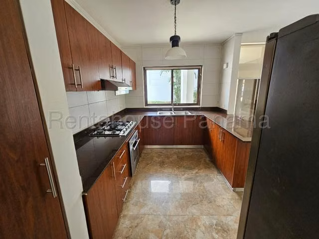 Venta de Casa en Costa Verde