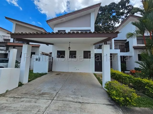 Venta de Casa en Costa Verde
