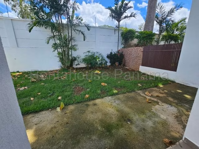 Venta de Casa en Costa Verde
