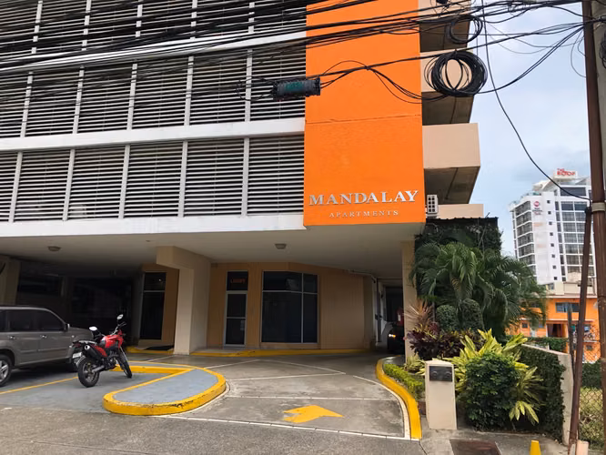 Alquilo precioso apartamento en El Cangrejo - Imagen 17