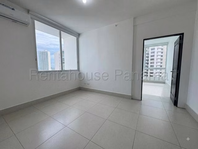 Alquiler de Apartamento en Costa del Este 27LBR1390 - Imagen 4