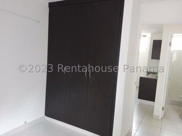 Apartamento en Venta en Condado del Rey 27AECC1897