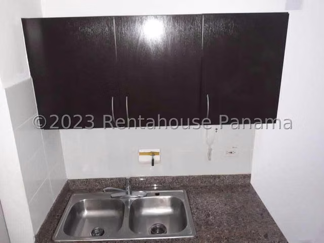 Apartamento en Venta en Condado del Rey 27AECC1897