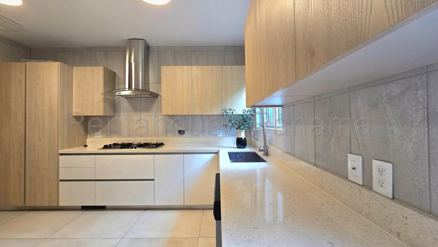 Alquiler de Casa con Línea blanca en Santa Maria The Woods EC - Imagen 7