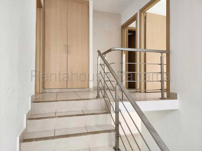 Venta de Casa en Brisas Del Golf Victoria KC