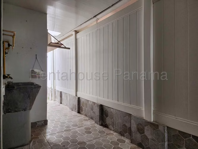 Venta de Casa en Brisas Del Golf Victoria KC