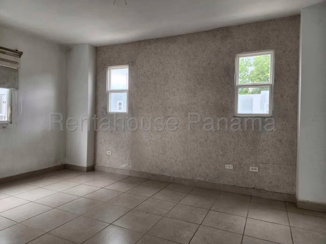 Venta de Casa en Brisas Del Golf Victoria KC