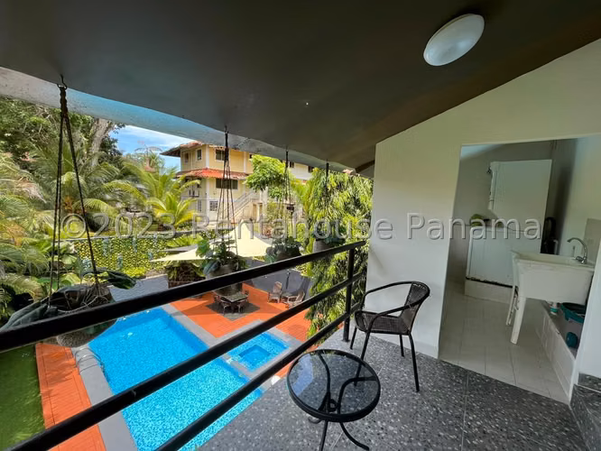 Venta de Casa en Albrook KC