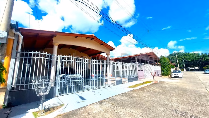 Venta de Casa en Brisas Del Golf KC
