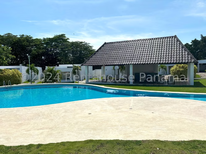 Venta de Casa en Cocle Ibiza Beach Resid Solo Cliente Directo MC