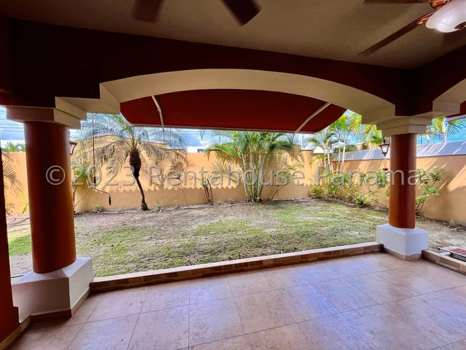 Vendo Casa en Costa Sur OF24-5776