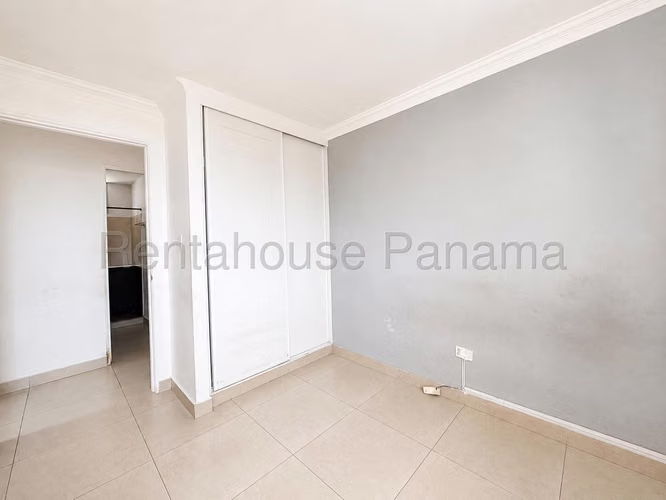 Venta de Apartamento en Condado del Rey Ph Toscana KF