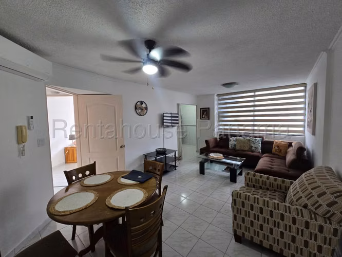Apartamento en Alquiler en El Cangrejo RJ