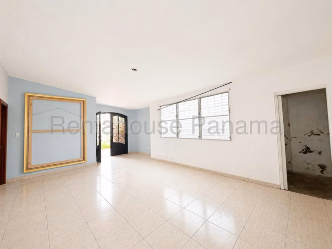 Casa en Venta en Brisas Del Golf RJ