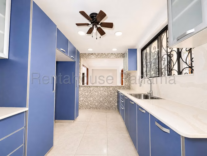 Casa en Venta en Brisas Del Golf RJ
