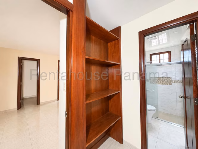 Casa en Venta en Brisas Del Golf RJ