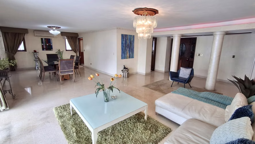 Ritz. 294mts 3r 3.5b den cbs 2est $275,000.00 - Imagen 10