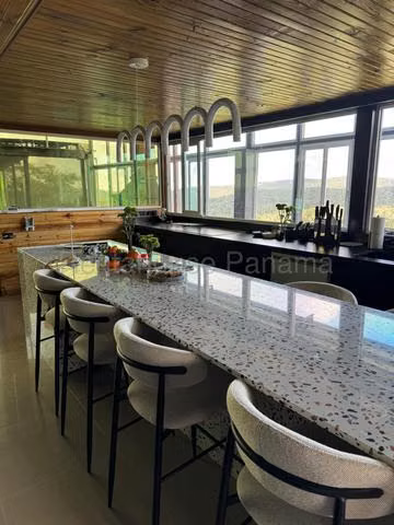 Casa en Venta en Cerro Azul JG