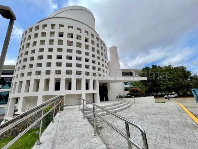 Edificio en Alquiler en Transistmica JG - Imagen 2