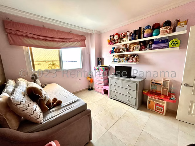 Venta de Apartamento en Colon MPM25-1460