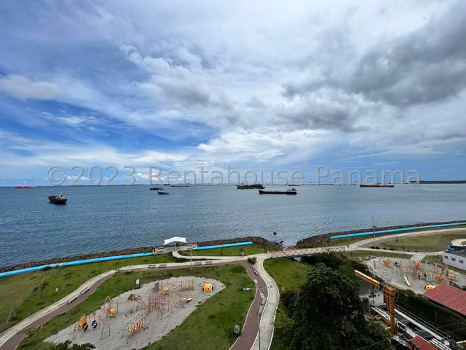 Venta de Apartamento en Colon MPM25-1460