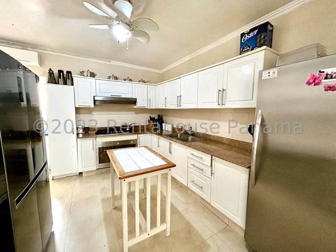 Venta de Apartamento en Colon MPM25-1460