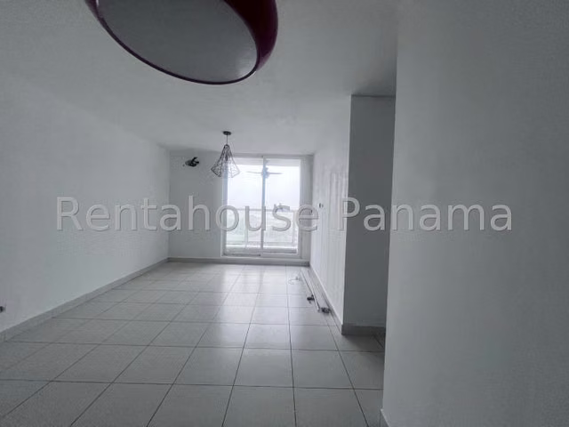 VENTA DE APARTAMENTO EN LAS ACACIAS