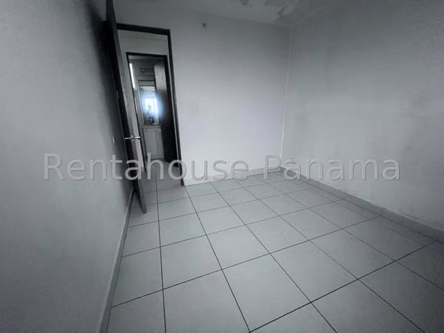 VENTA DE APARTAMENTO EN LAS ACACIAS
