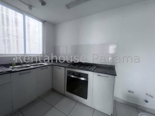 VENTA DE APARTAMENTO EN LAS ACACIAS