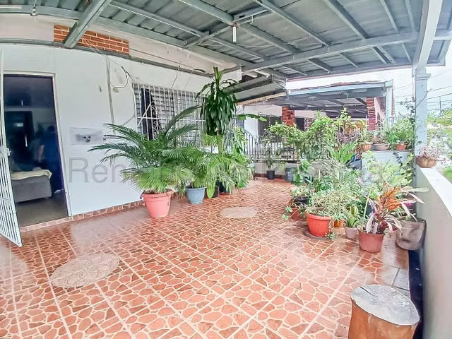 VENTA DE CASA EN CAMPO LIMBERG