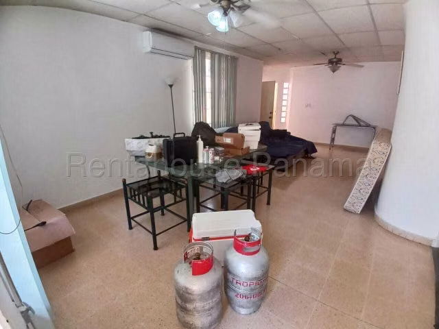 VENTA DE CASA EN VILLA LUCRE