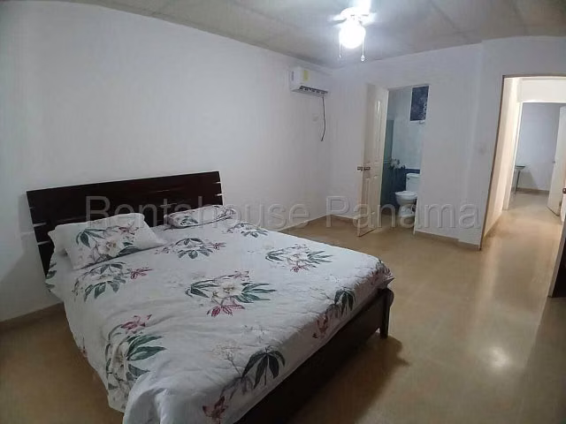 VENTA DE CASA EN VILLA LUCRE