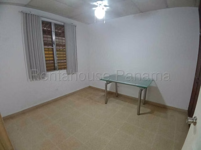 VENTA DE CASA EN VILLA LUCRE