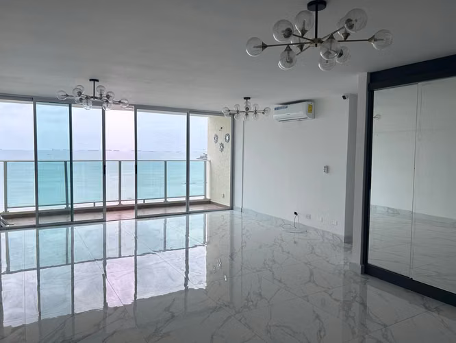 APARTAMENTO RENOVADO EN SAN FRANCISCO PH TERRAWIND - LINEA BLANCA