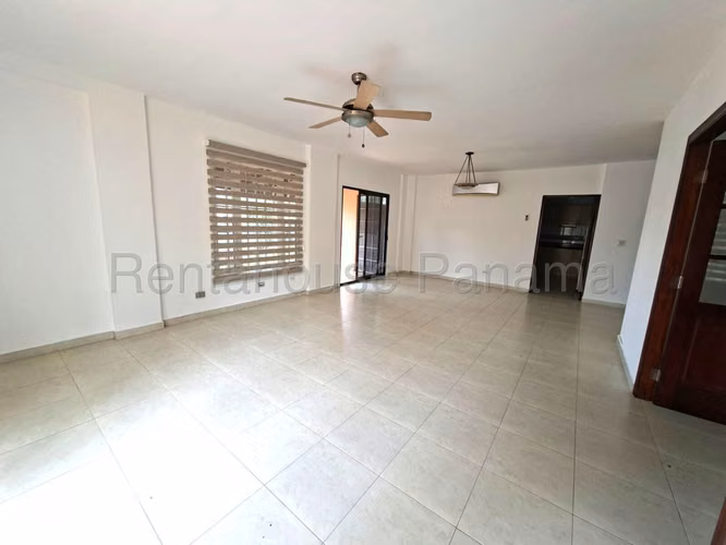 Venta de Casa en Costa Sur Villa Valencia NS