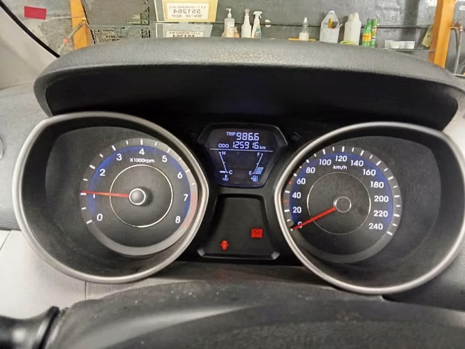 Hyundai elantra 2012 manual - Imagen 5