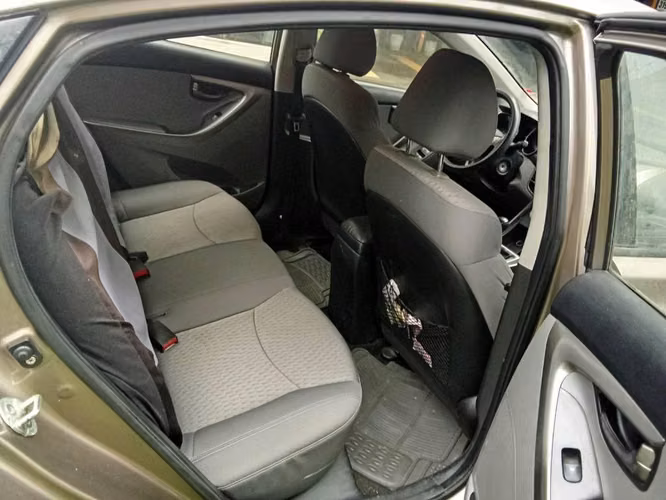 Hyundai elantra 2012 manual - Imagen 4