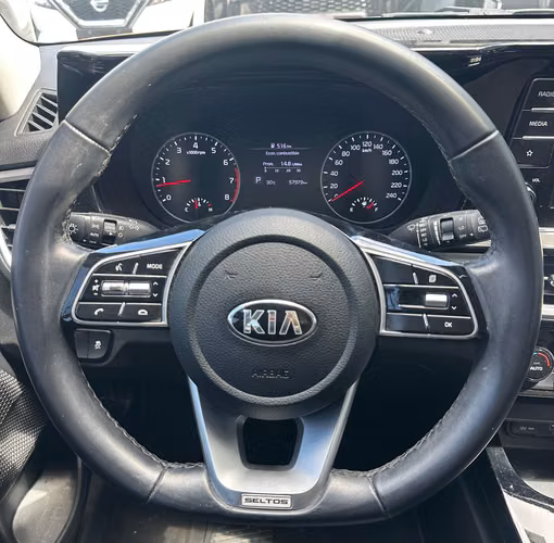 KIA SELTOS AÑO 2021 AUTOMÁTICO - Imagen 19