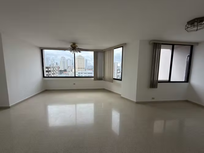 ALQUILO APARTAMENTO EN OBARRIO, 2 RECAMARAS, LINEA BLANCA, 120M2.