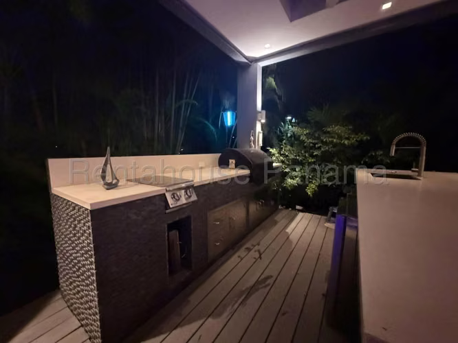 Alquiler de Residencia de Lujo en Santa María Golf & Country Club DPV - Imagen 17