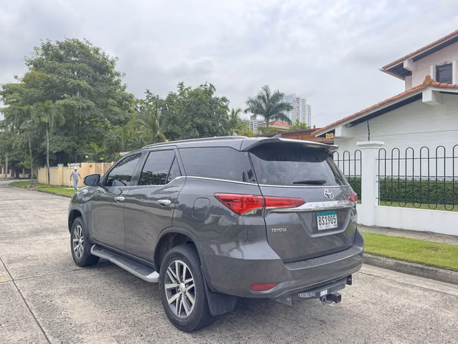 Toyota Fortuner 2020 - Imagen 6